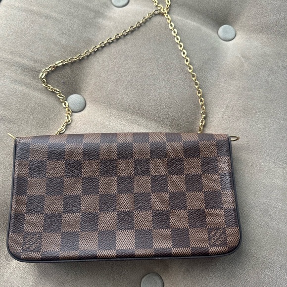 Louis Vuitton Felice Pochette - Picture 7 of 8